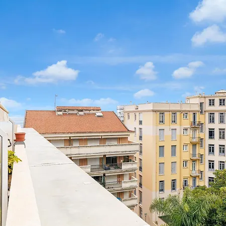 902 - Floor With Ac Lägenhet