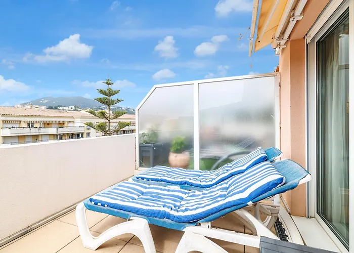 902 - Floor With Ac מנטון