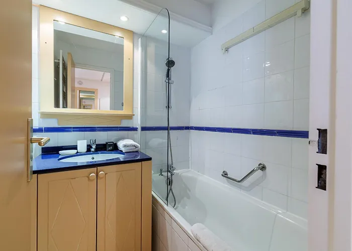 דירה 902 - Floor With Ac מנטון